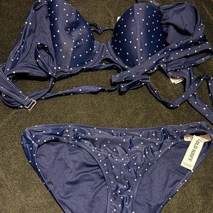 Old Navy swimsuit large